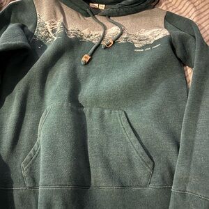 tentree Women's Dark Green Crewneck Hoodie with Mountain Graphic